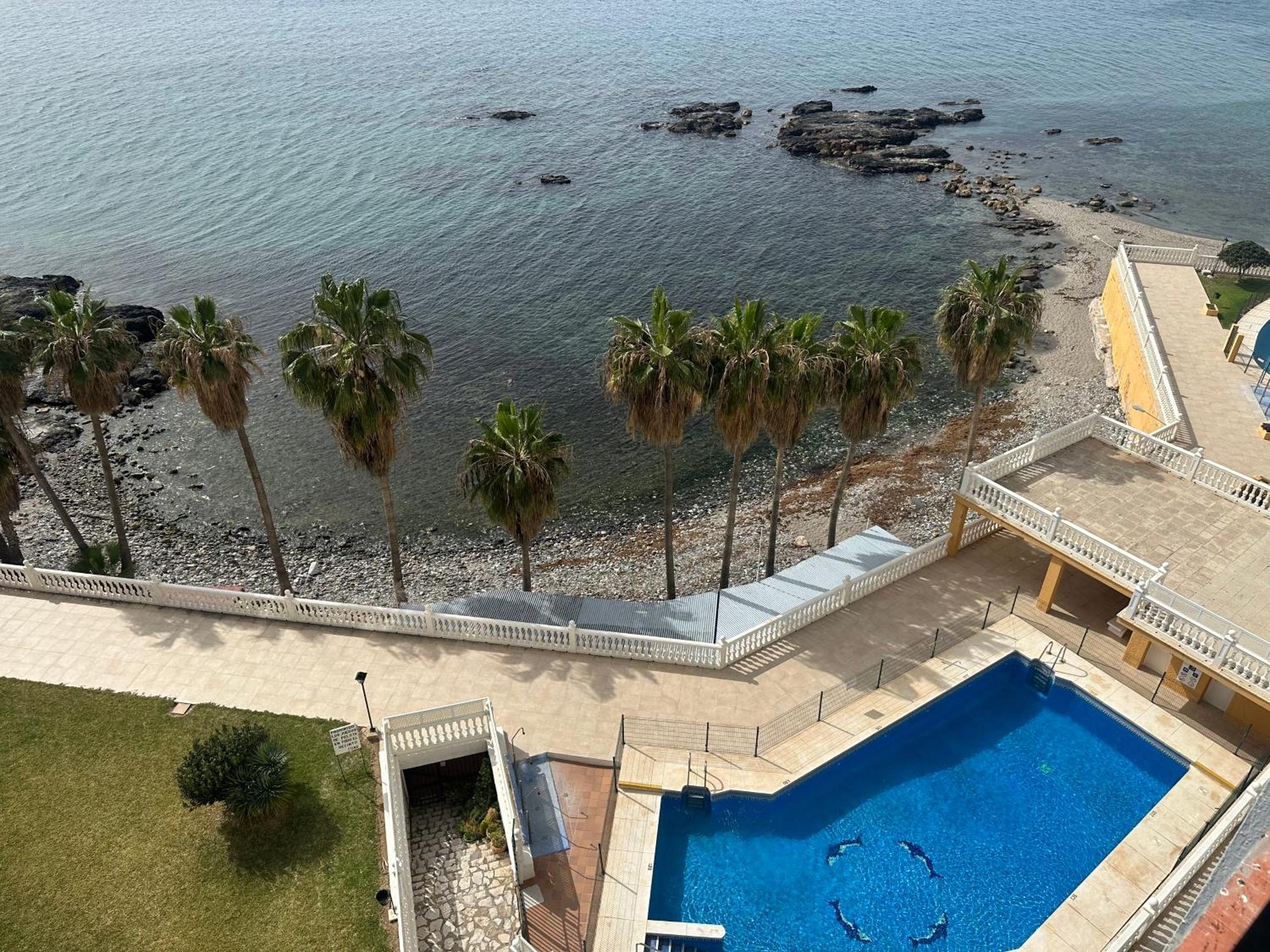 La Perla Beach Benalmadena Exterior photo